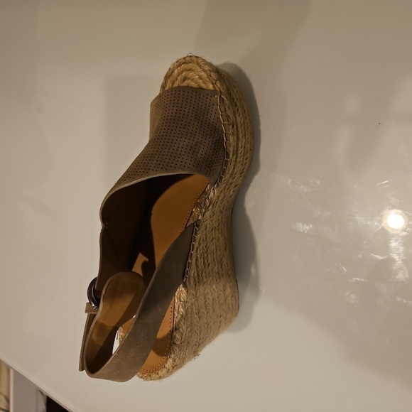 MARC FISHER ESPADRILLE WEDGE Platform SANDALS - Picture 5 of 6